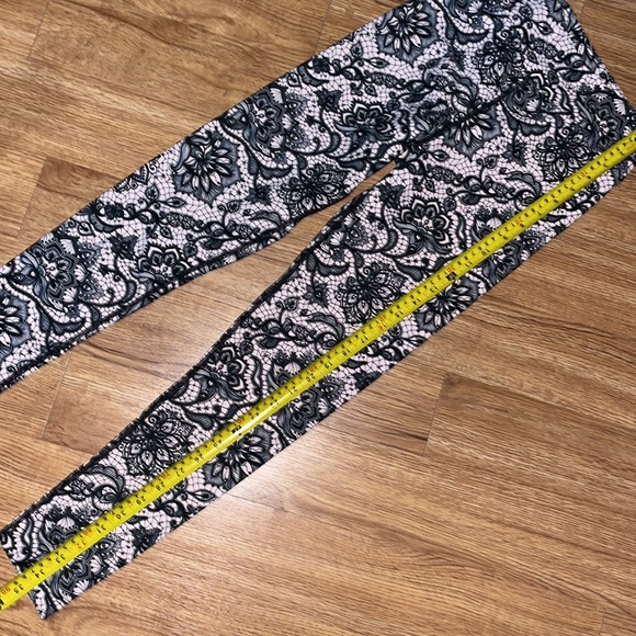 💪🏻🖤🍑• 🕶️☠️ GEARBUNCH x Kick’n Aye-Ooo 👅Vibes - Picture 4 of 10